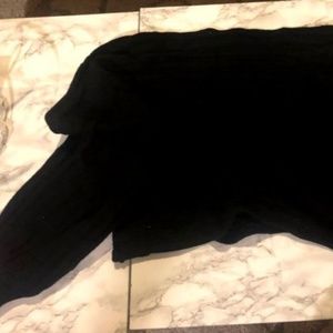 Black crop sweater with balloon sleeves